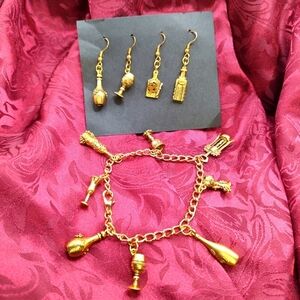 💥 3/$20 Wine Country Gold Toned Bracelet and Earrings with Wine Charms